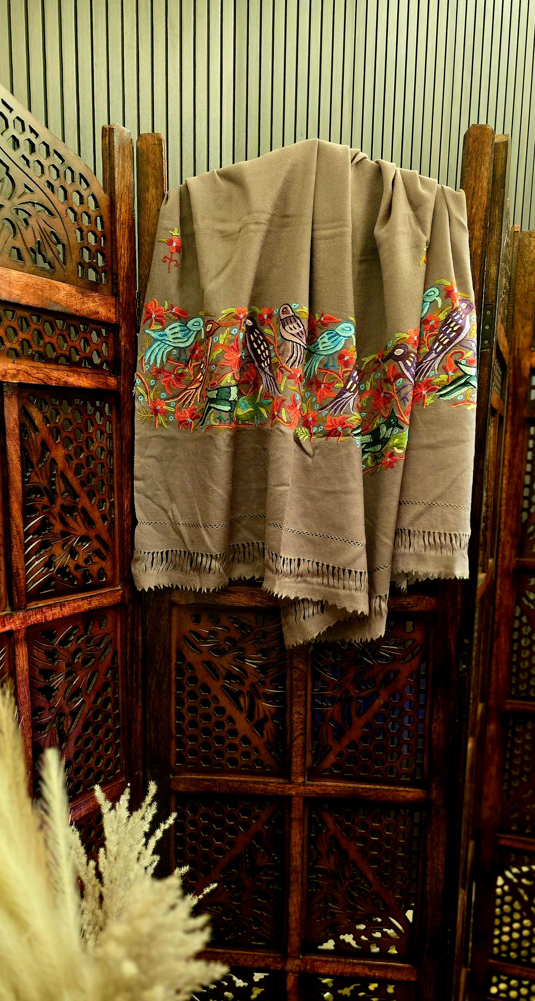 Beige Birds Cashmere Wool Shawl With Aari Embroidery