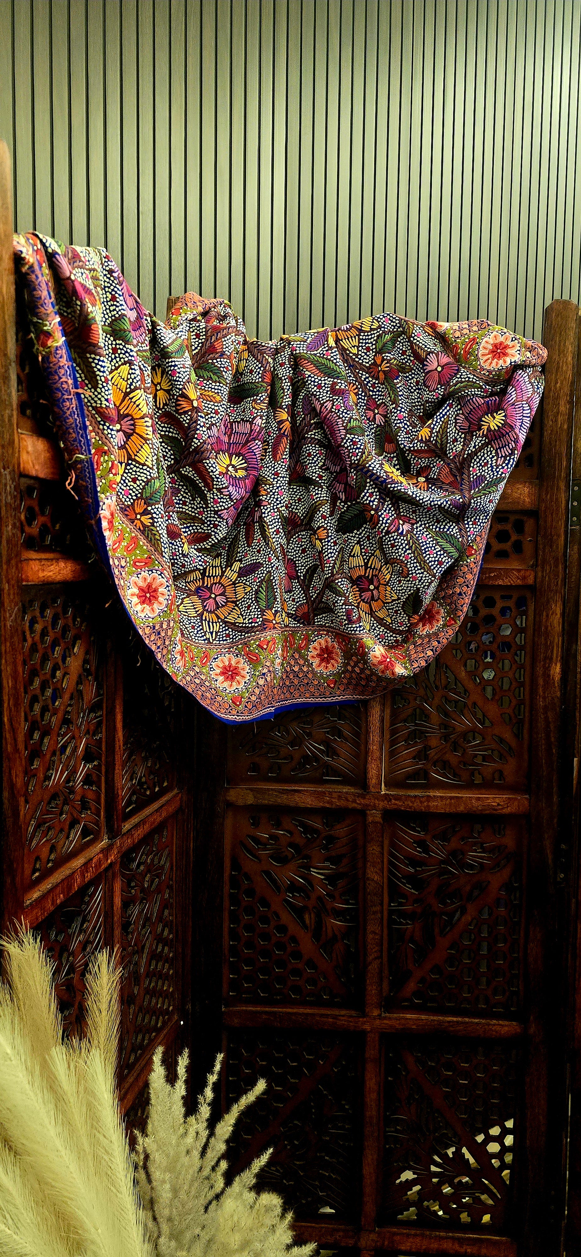 Ambar Floral Cashmere Wool Shawl With Aari Embroidery
