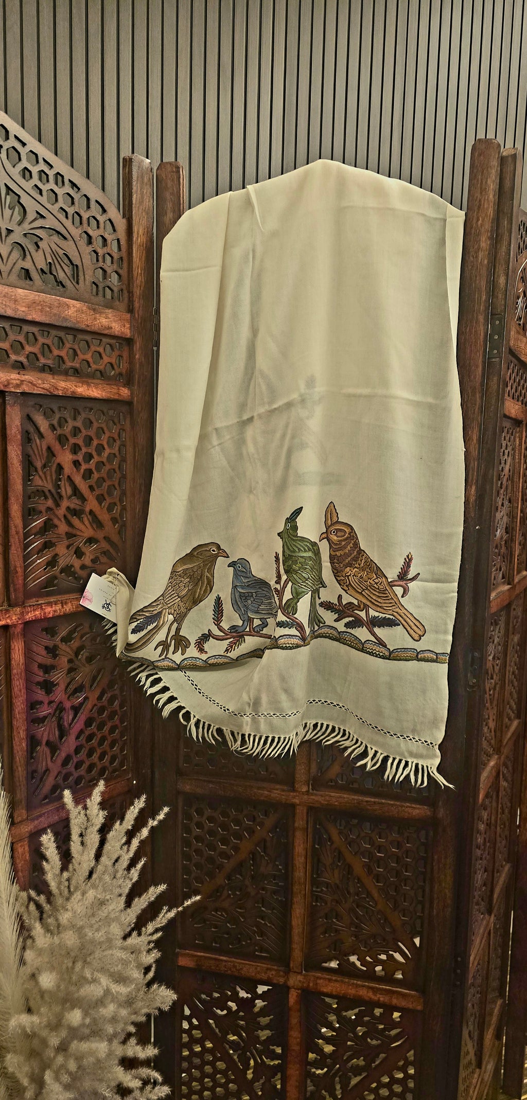 White Birds Cashmere Wool Shawl With Aari Embroidery