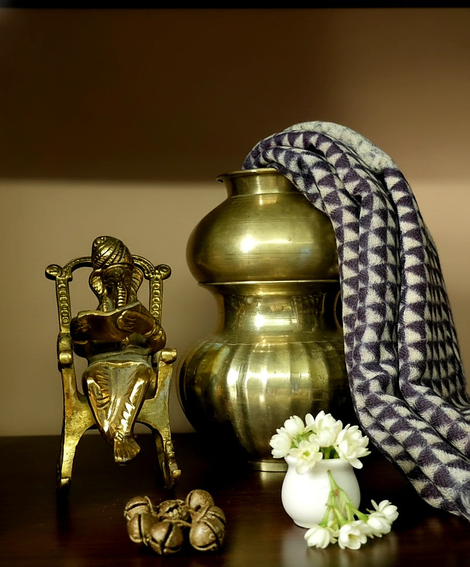 Geometric Black Cashmere Wool Stole